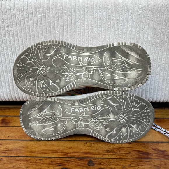 beaded farm rio sneakers - Picture 8 of 8